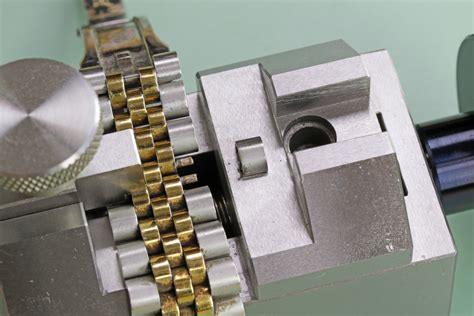 rolex bracelet remove links|rolex bracelet link removal.